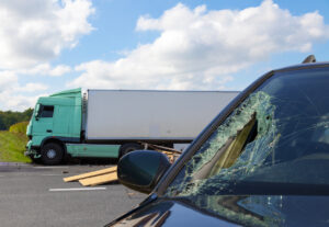 How Roman Austin Personal Injury Lawyers Can Help After a Lost Load Truck Accident in Tampa