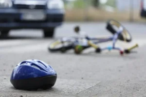 ¿Cuáles son las principales causas de accidentes de bicicleta en Tampa, FL?